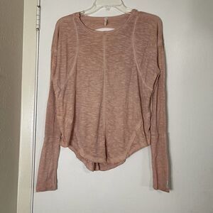 FP Movement Free people ribbed peach pink long sleeve keyhole back shirt SMALL